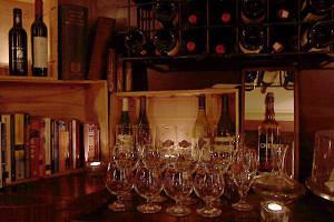 Deco Wine Bar - Accommodation Sunshine Coast 0