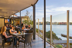 Lakes Resort Hotel - Restaurants Sydney