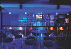 Cambridge Balcony Bar - Casino Accommodation