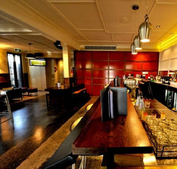 Golden Gate Hotel - Pubs Perth 0