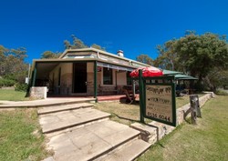 Greenman Inn - Melbourne Tourism 0