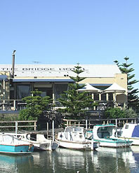 Doyles Bridge Hotel - Melbourne Tourism 1
