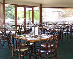 Oakbank Hotel - Accommodation Tasmania 1