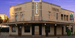 Sussex Hotel - Pubs Perth 1