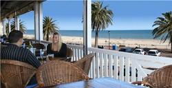 Seacliff Beach Hotel - Melbourne Tourism 1