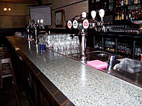 De Biers Lounge Bar - Accommodation Cooktown 1