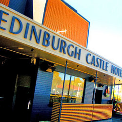 The EDI - Edinburgh Castle Hotel - Restaurant Darwin 1