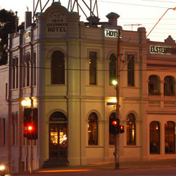 Elsternwick Hotel - Melbourne Tourism 1