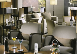 Martini Bar - Hotel Accommodation 2