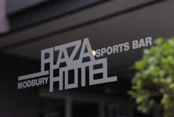 Modbury Plaza Hotel - Accommodation Tasmania 2