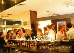 Salt Bar And Restaurant - Accommodation in Surfers Paradise 2