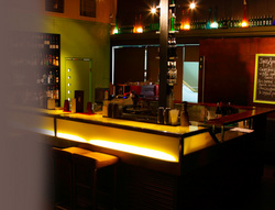Glass Bar & Restaurant - Accommodation Sunshine Coast 3