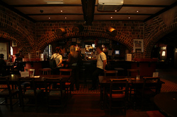 Porterhouse Hotel - Pubs Perth 3