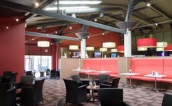 Colonnades Tavern - Pubs Perth 1