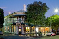 The Wellington Hotel - Accommodation Sunshine Coast 3