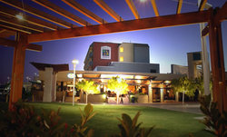 Carindale Hotel - Townsville Tourism