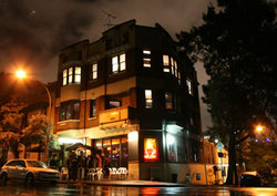 Old Fitzroy Hotel - Pubs and Clubs