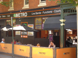 Metro Puggs Irish Bar - QLD Tourism 2
