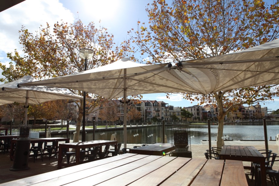 The Royal On The Waterfront - Tourism Canberra