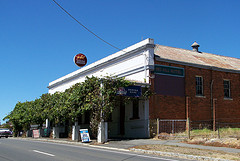 Red Hill Hotel - Tourism Canberra