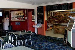 Greenwell Point Hotel - Broome Tourism