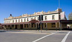 Soden's Australia Hotel - thumb 1