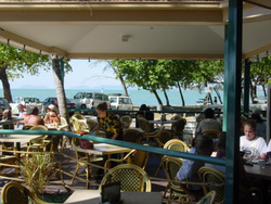 Apres Beach Bar & Grill - Palm Cove - thumb 2