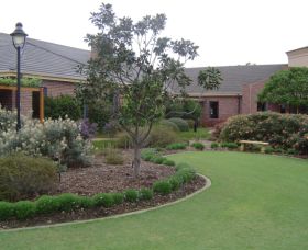Camden Lakeside Country Club - Accommodation NT