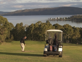 North West Bay Golf Club - Tourism Bookings WA