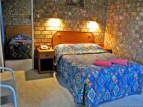 Comfort Inn Citrus Valley - St Kilda Accommodation