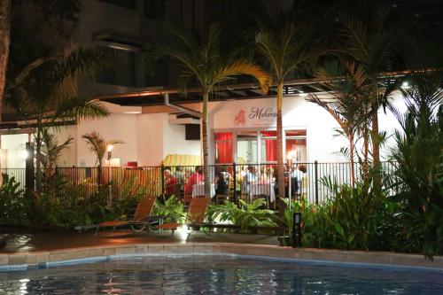 Maharajas - Accommodation Airlie Beach