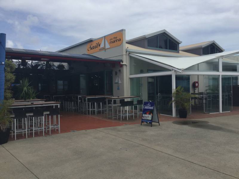 Sails Sports Bar - Accommodation Cooktown
