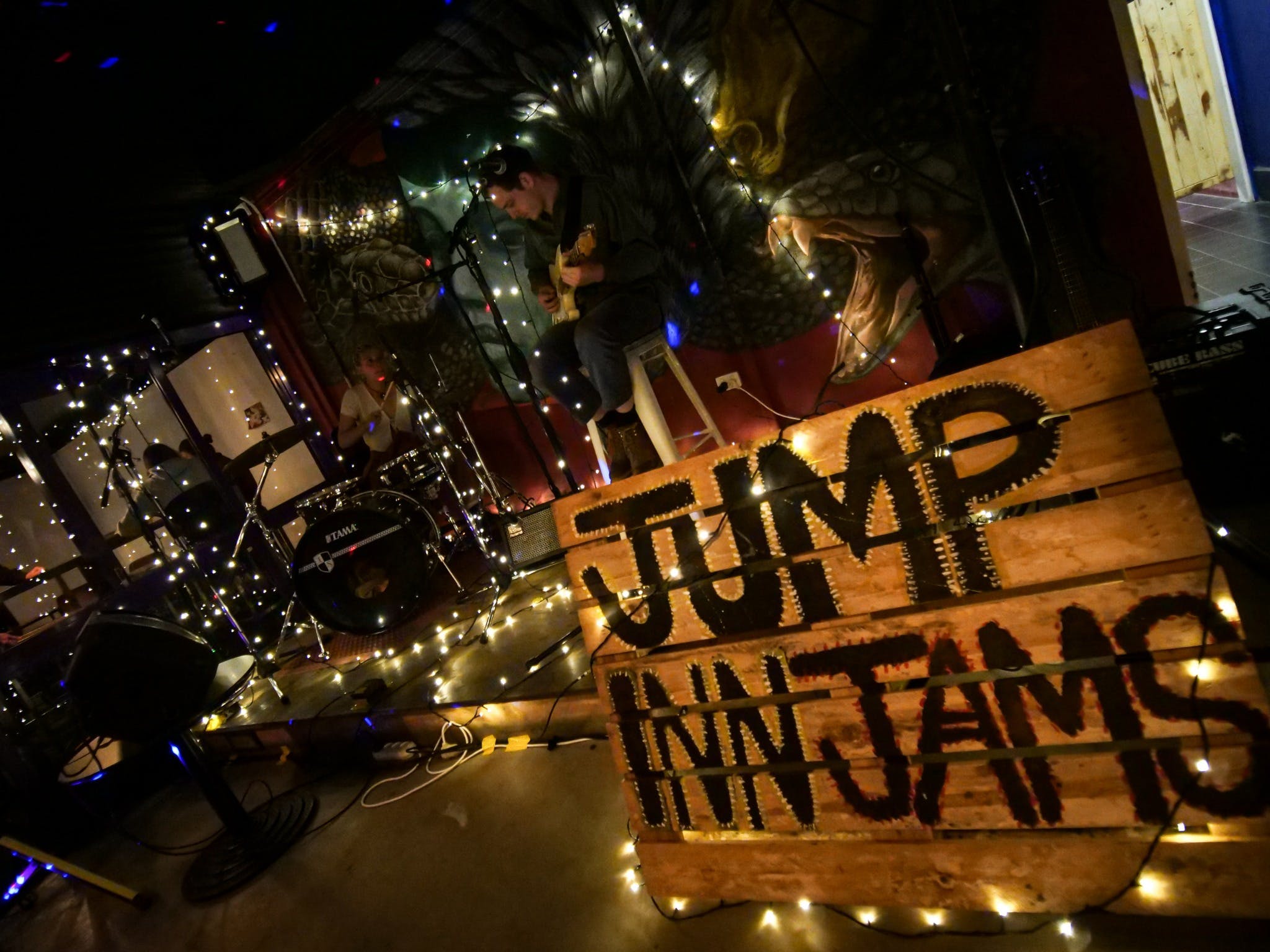 Jump Inn Jam Sessions - Restaurant Darwin