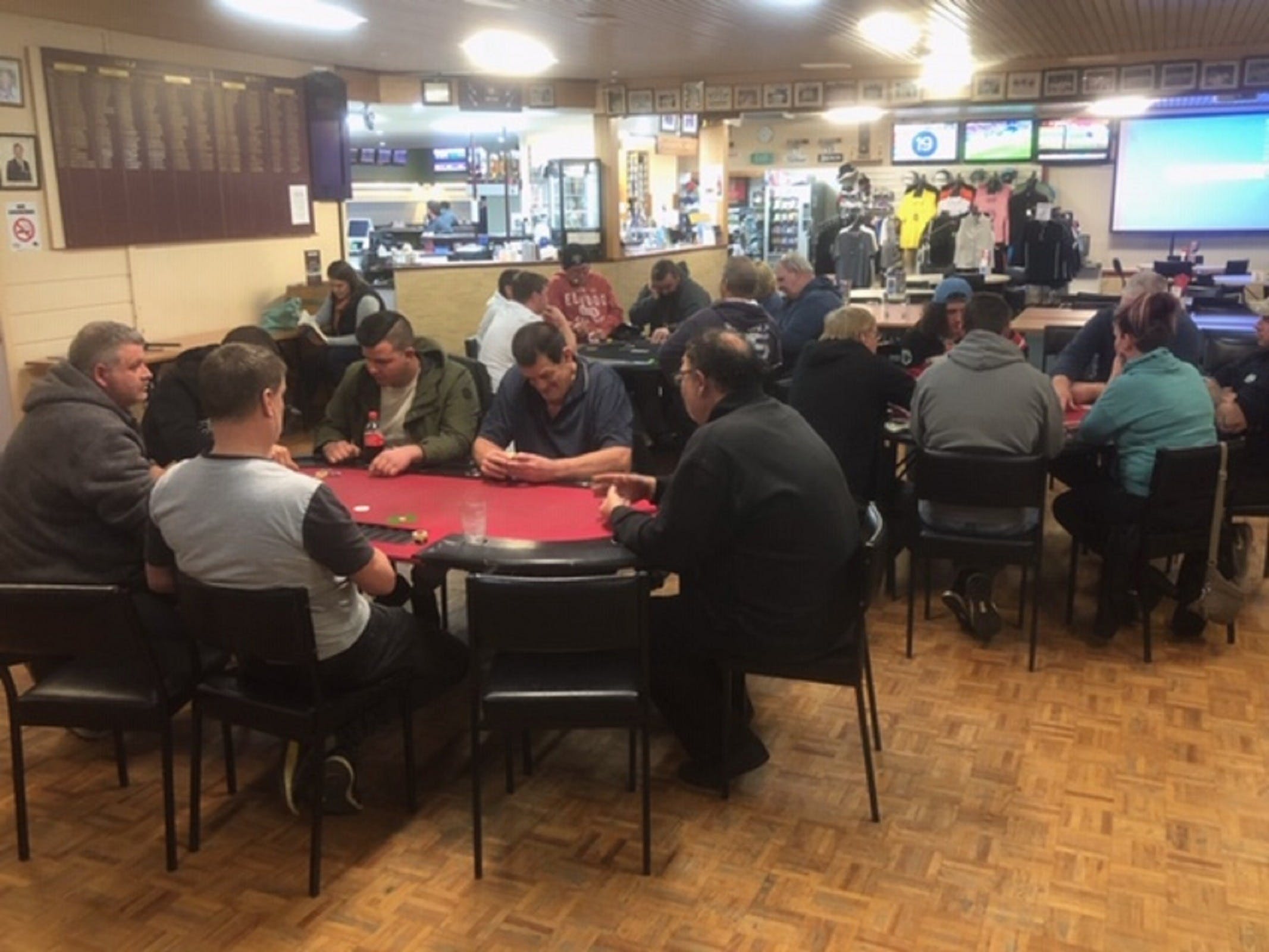 Numurkah Golf And Bowls Club - Poker Wednesday - thumb 2