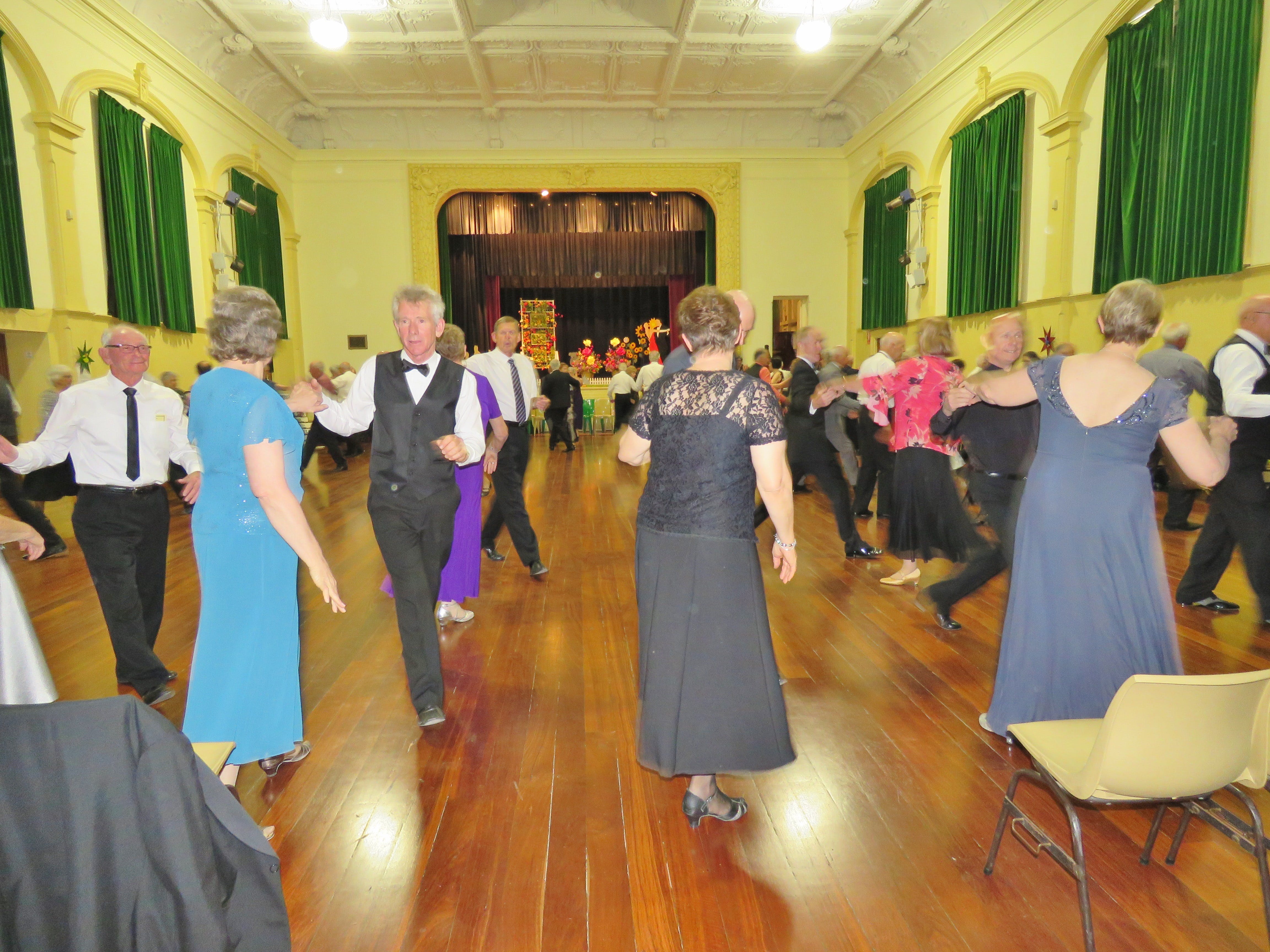 Old Style/New Vogue Dance Wallaroo - Accommodation Directory