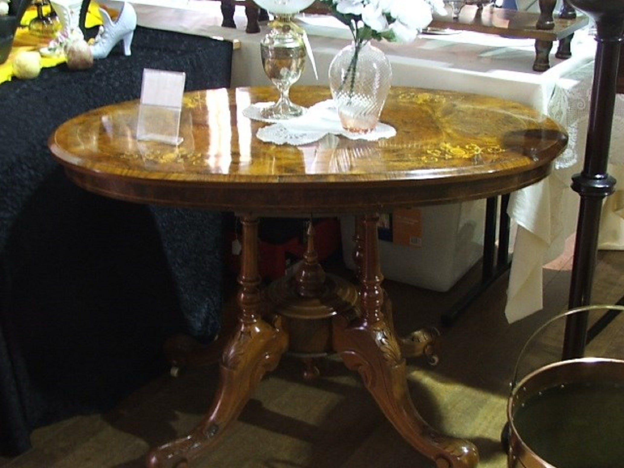 Berry Antiques and Collectables Fair - Pubs Sydney