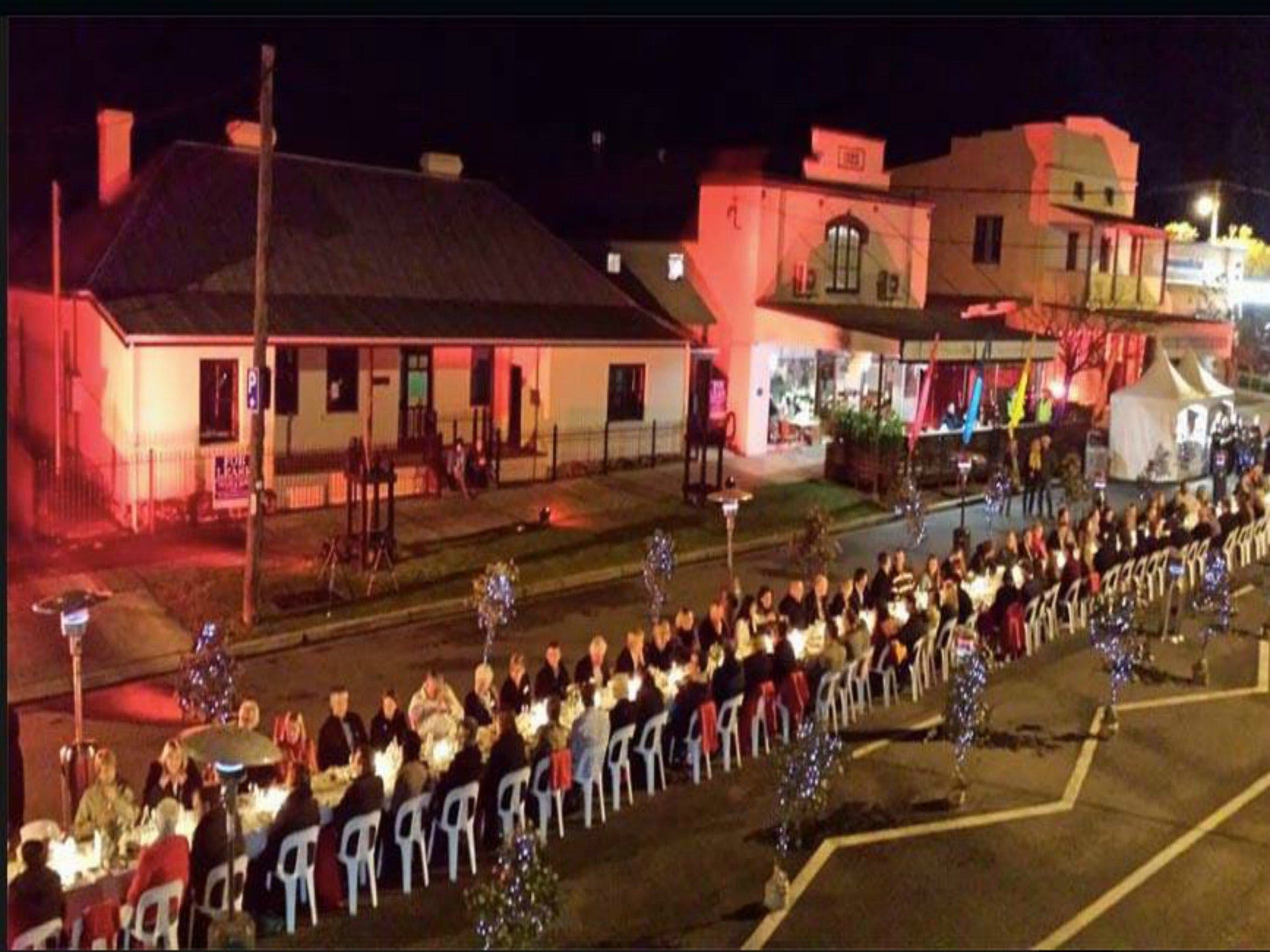 Dungog Festival - Accommodation Bookings