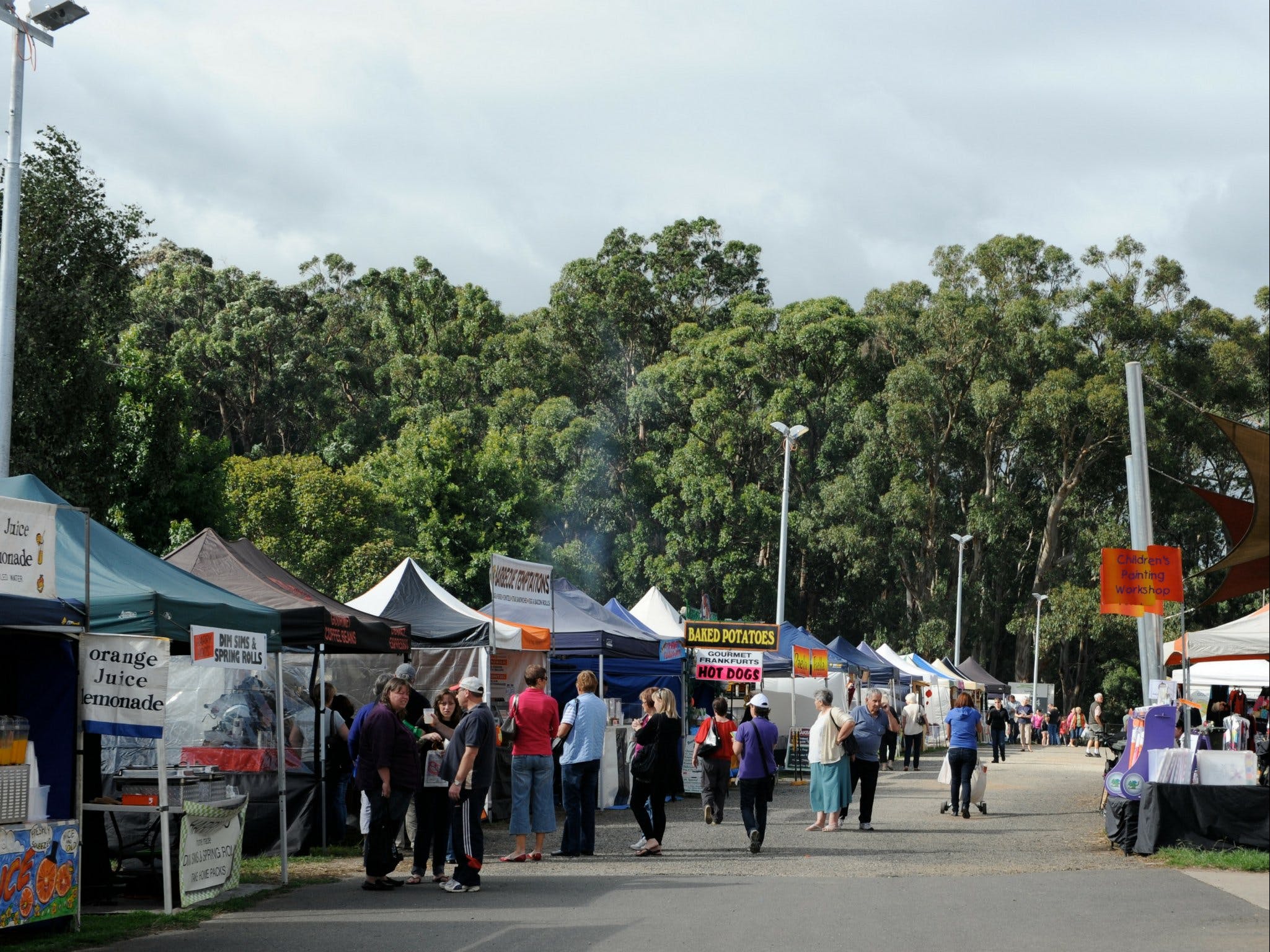 Lardner Park Market - Tourism Canberra