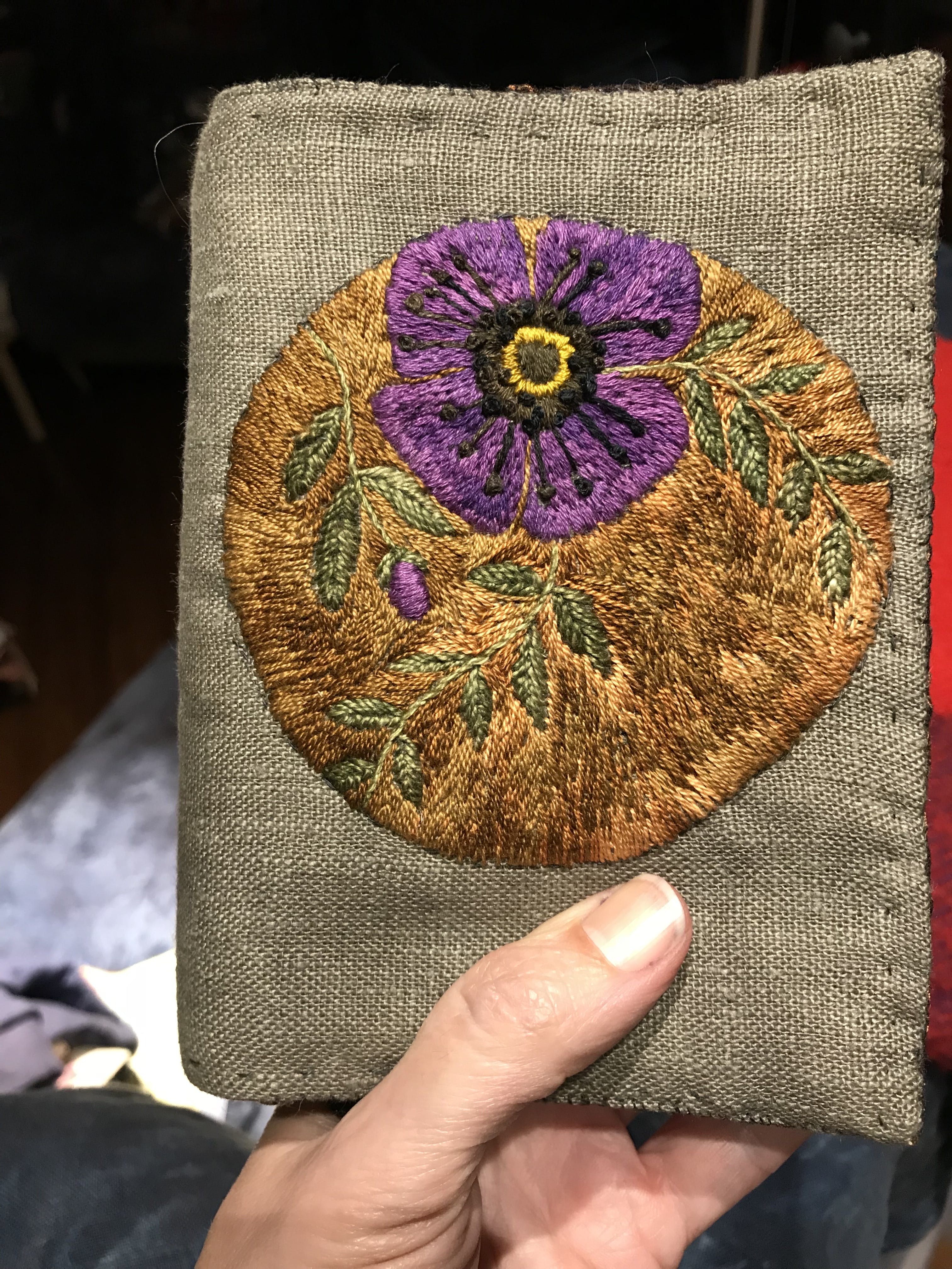 Online Live Streaming Class: Hand Embroidery Course - thumb 0