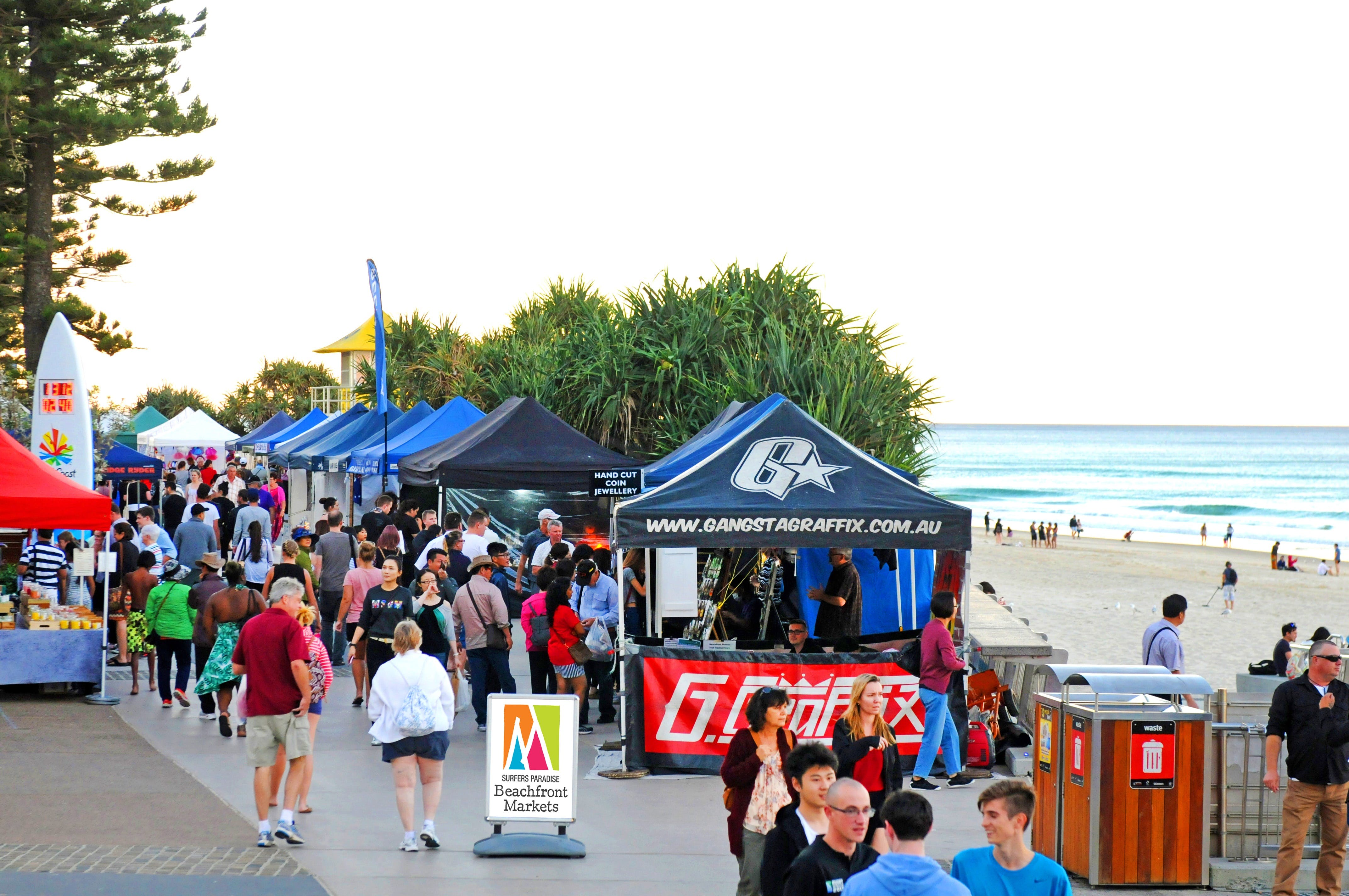 Surfers Paradise Beachfront Markets - thumb 1
