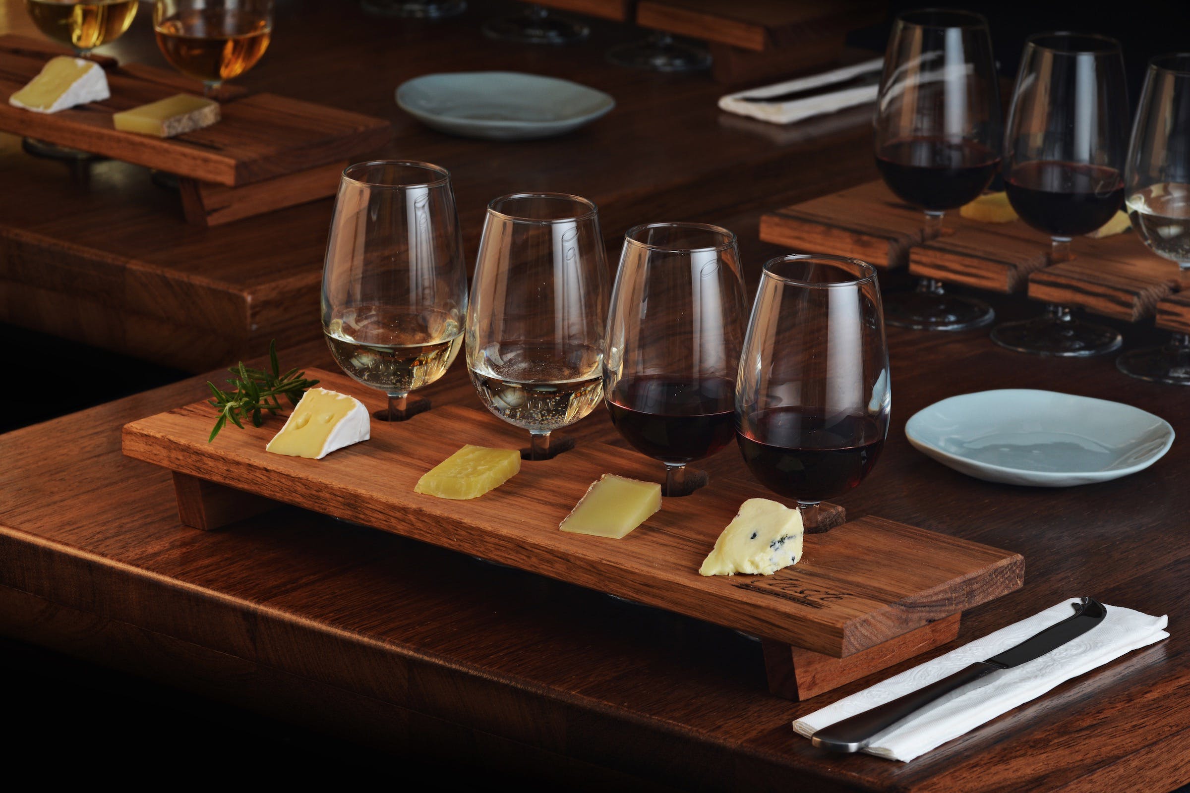 Taste Yarra Valley - Tasting Flights wine and cheese - Pubs and Clubs