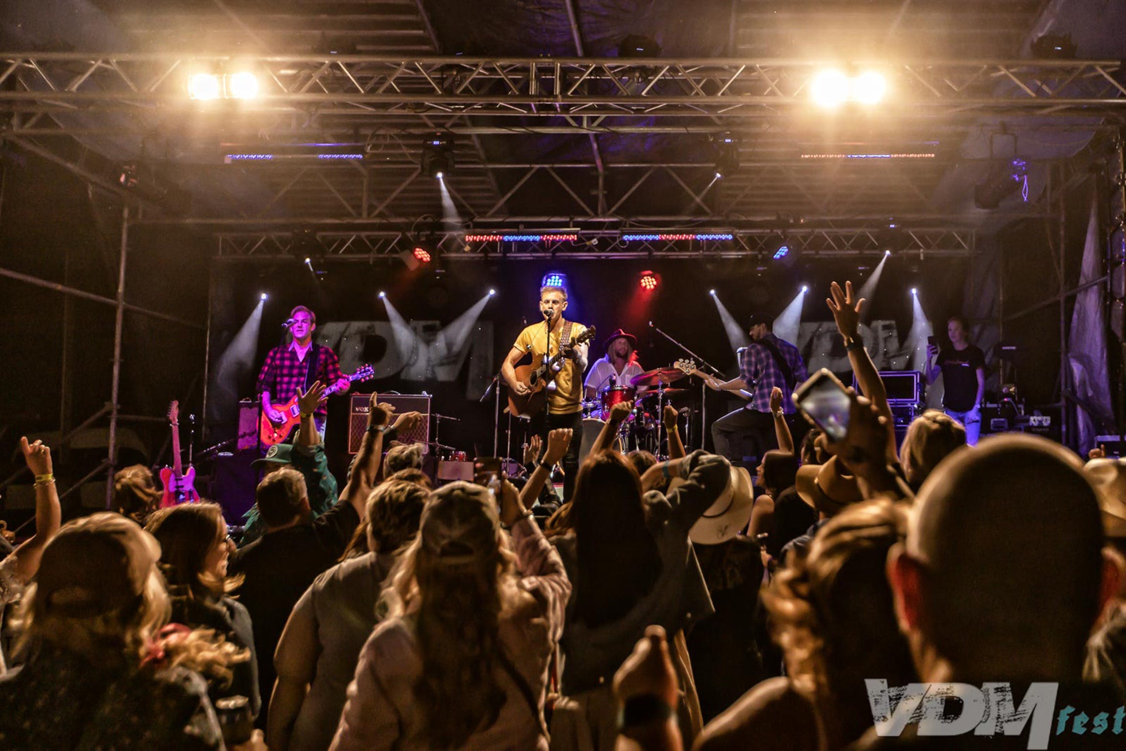 VDM Fest - Rock Edge Country Music Festival - Townsville Tourism