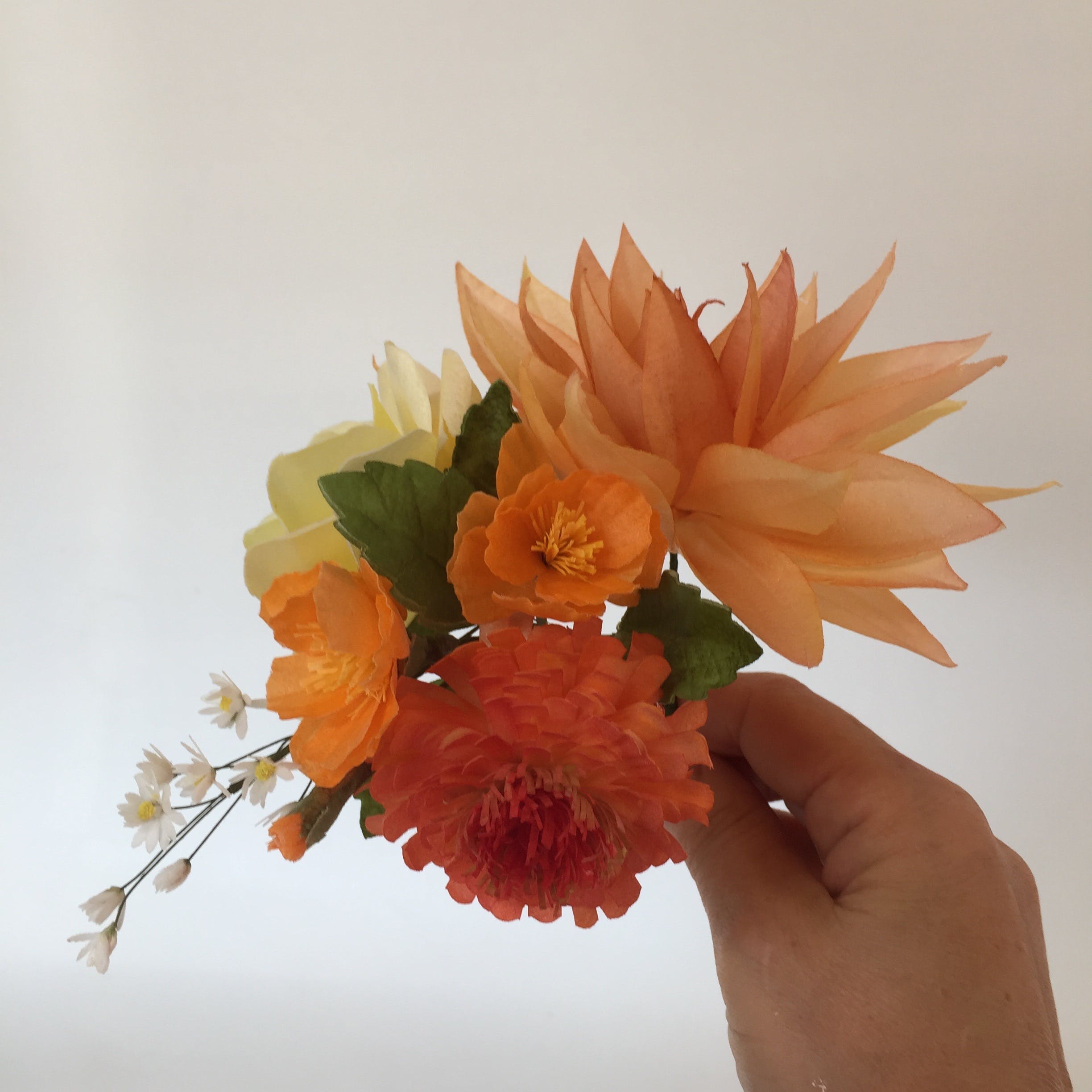 Wafer Paper Flower Class Autumn Flowers - Lennox Head Accommodation