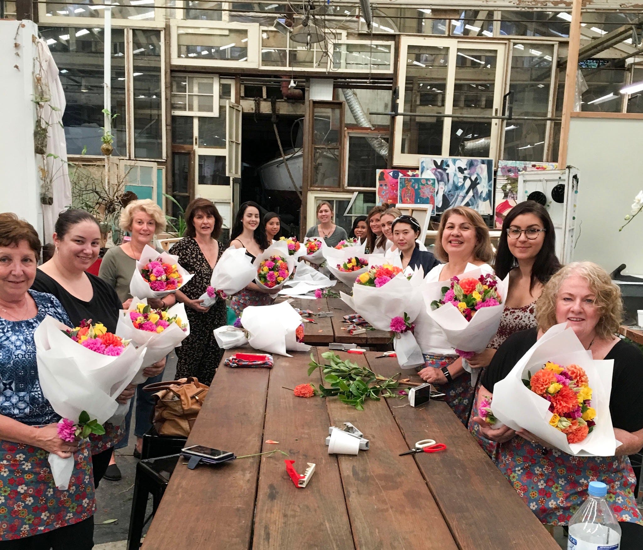 Fun Floral Workshops For Beginners - thumb 1