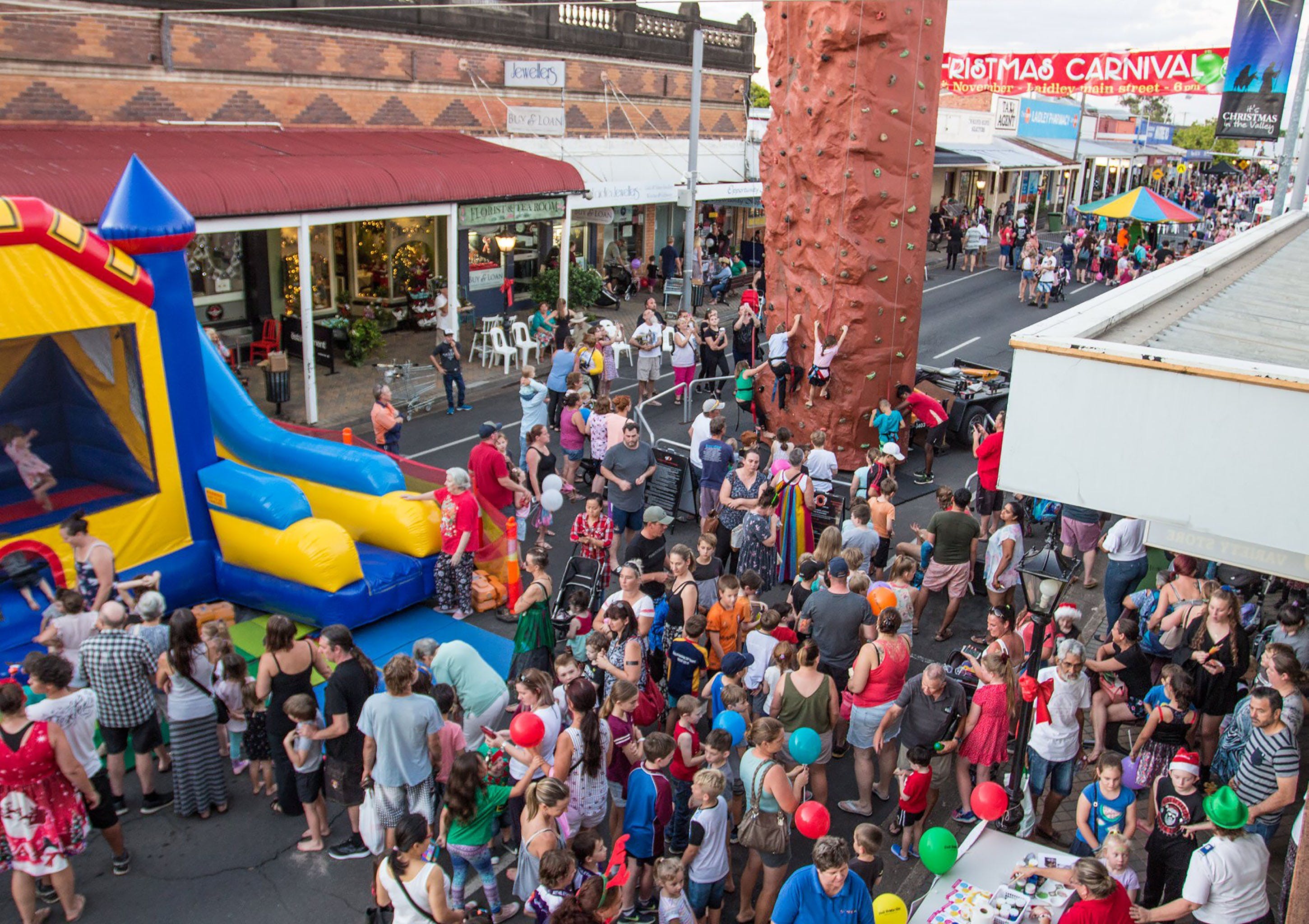 Laidley Christmas Street Festival - Port Augusta Accommodation