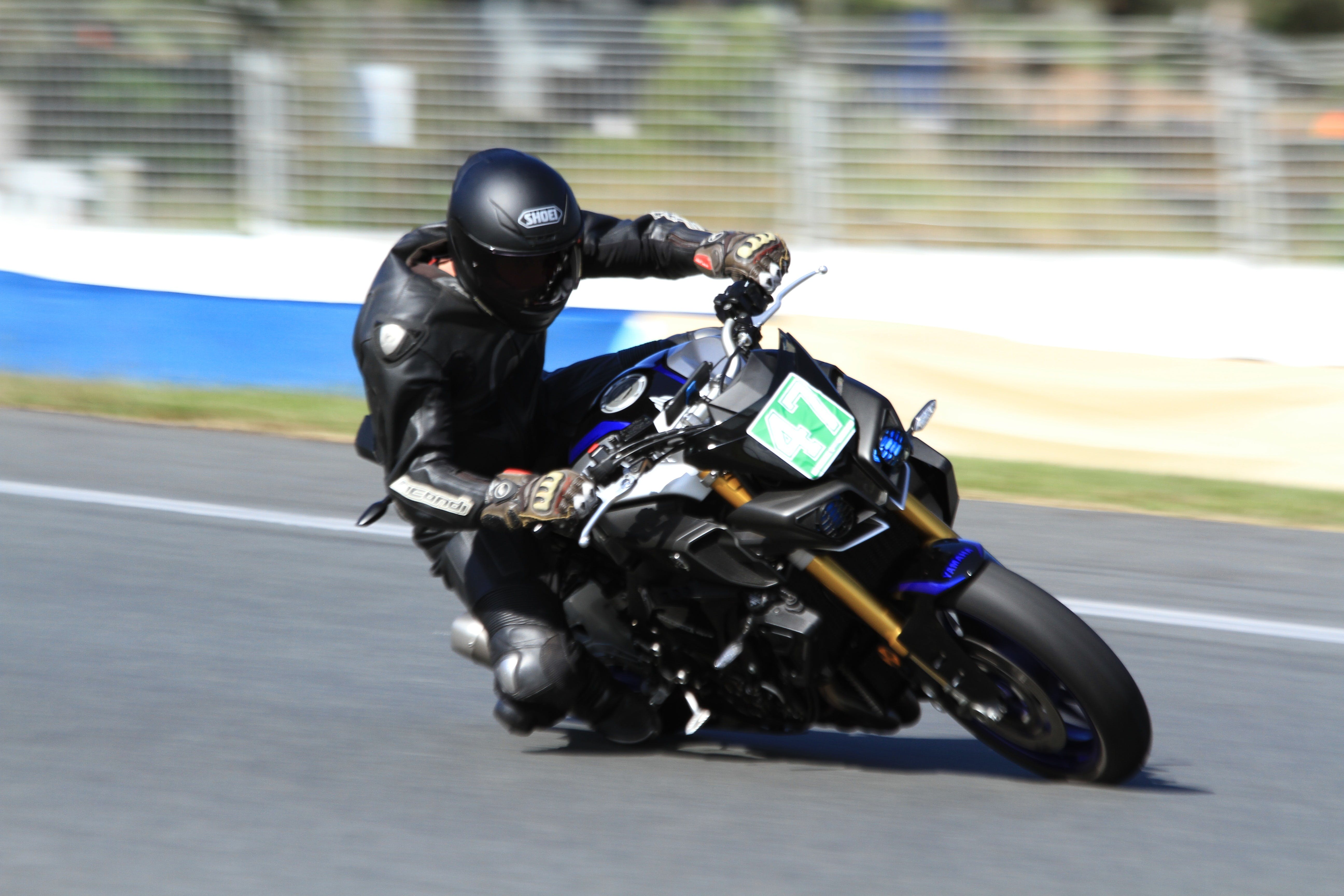 QR Moto Ride Days At Queensland Raceways! - thumb 2