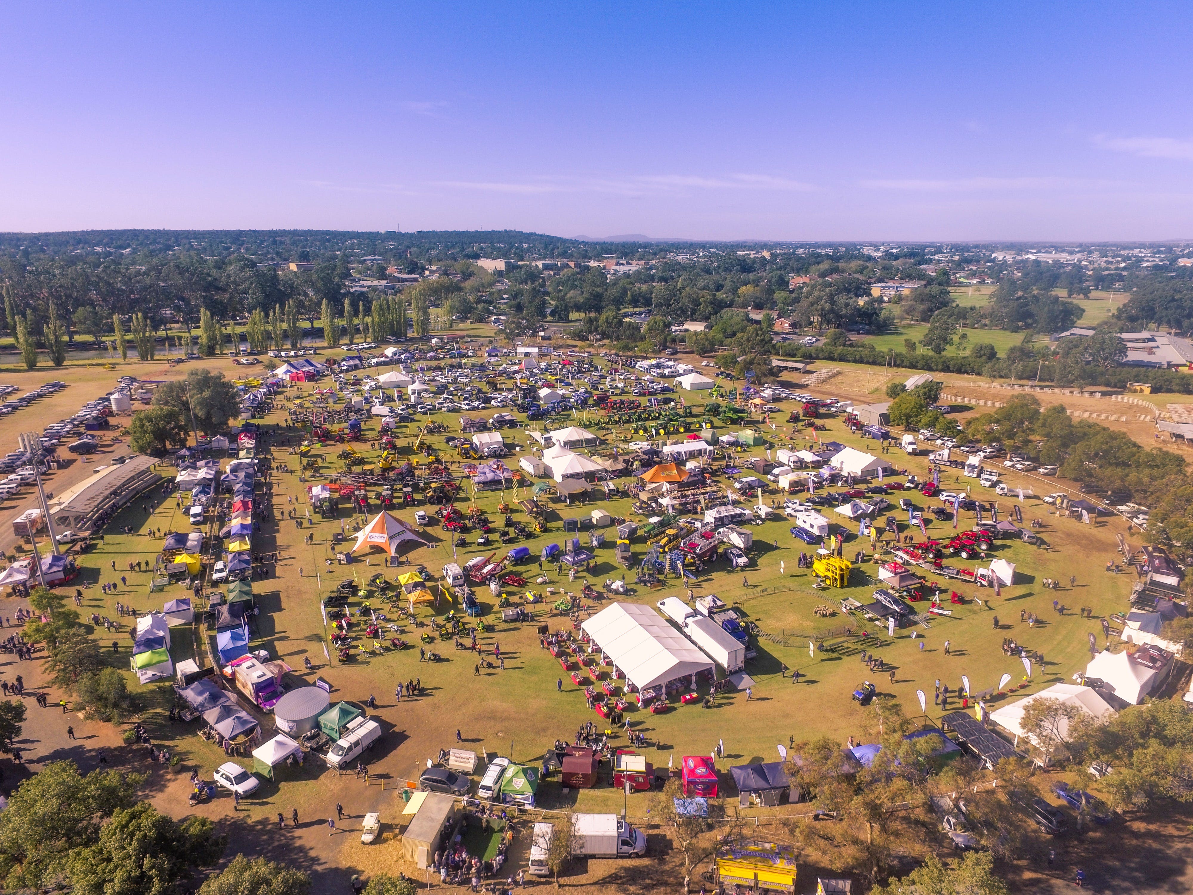 Riverina Field Days - Accommodation Cooktown