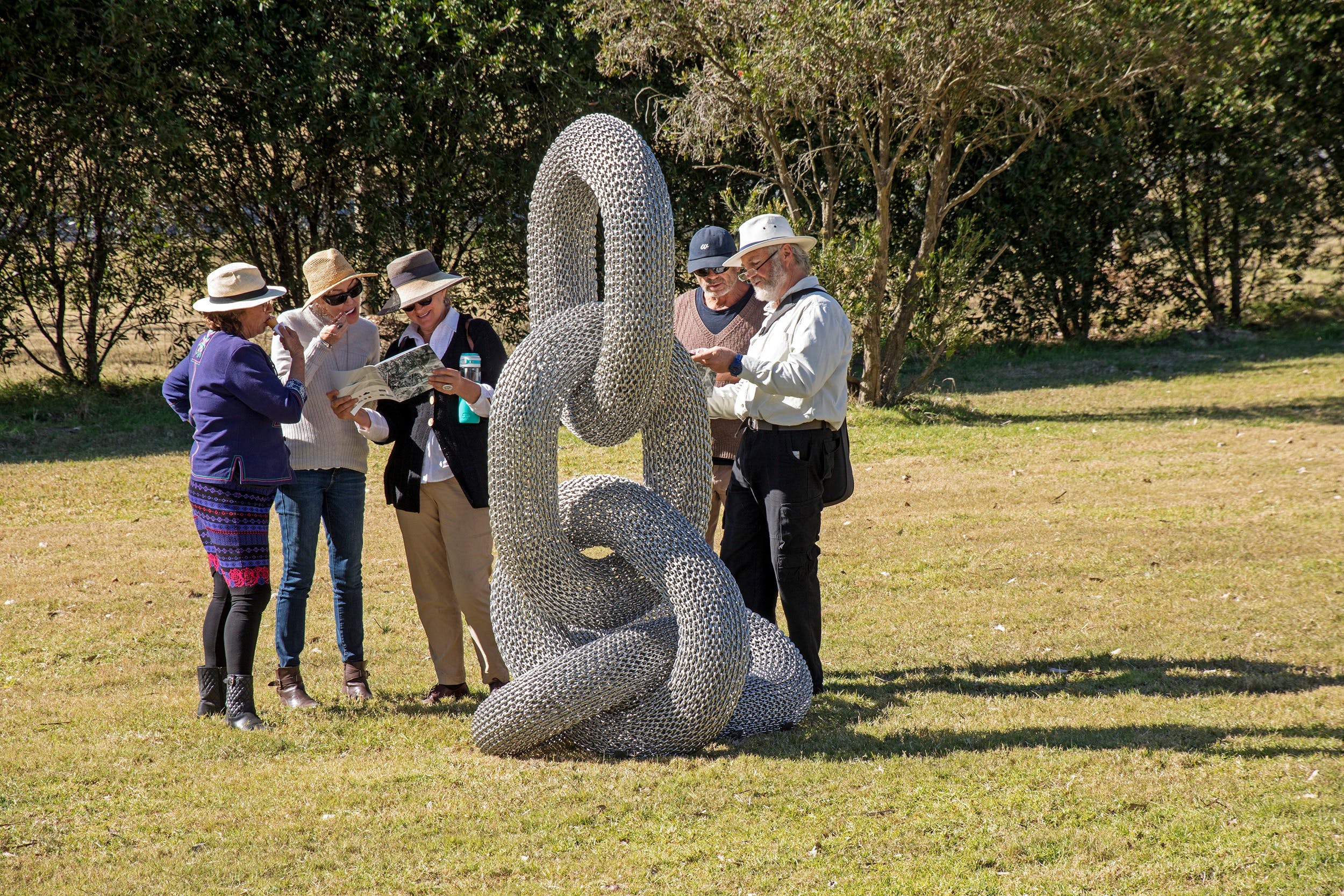 Sculpture for Clyde - Outdoor Exhibition - Accommodation NT
