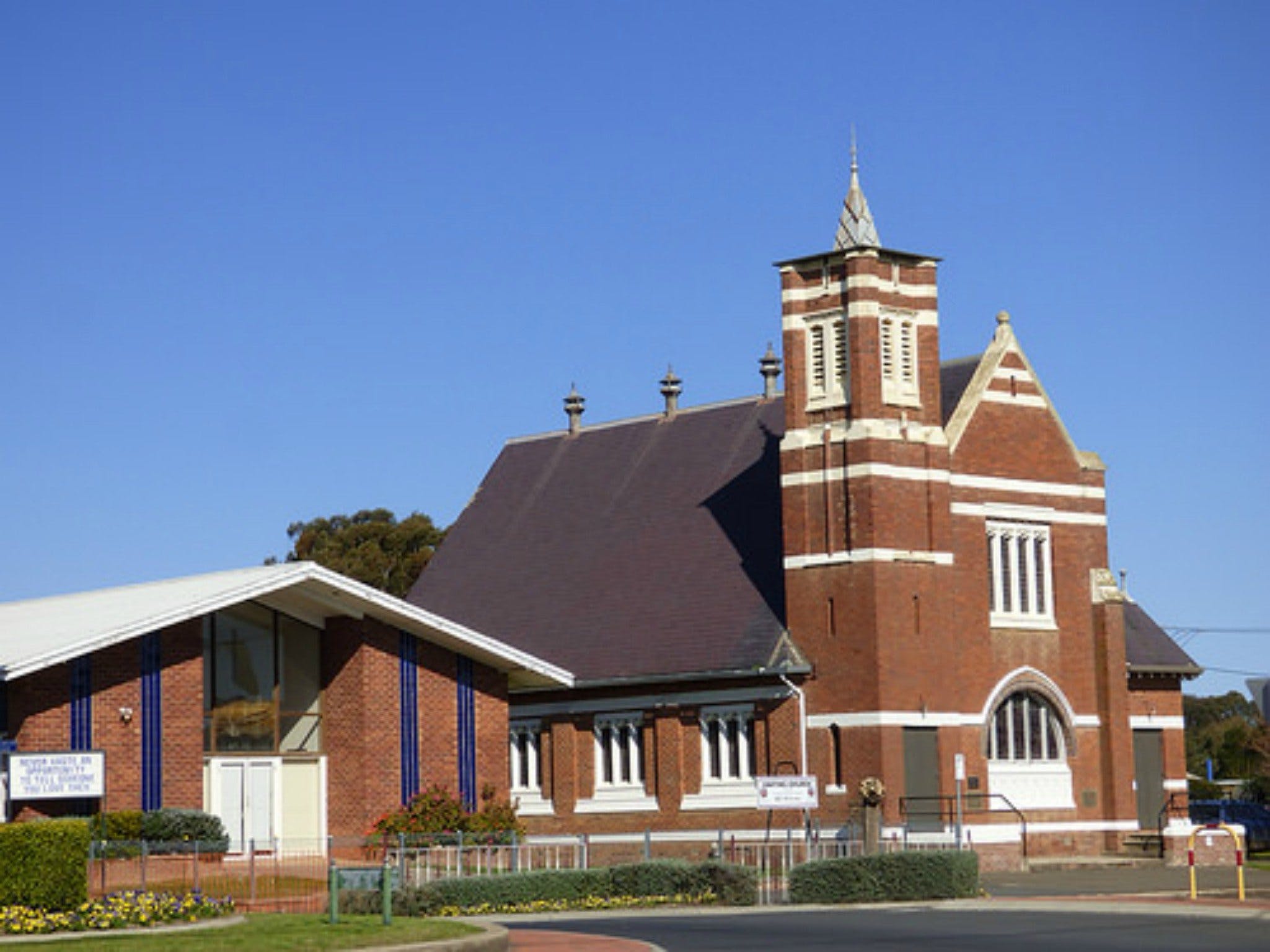 Uniting Church Monthly Markets - Kingaroy Accommodation